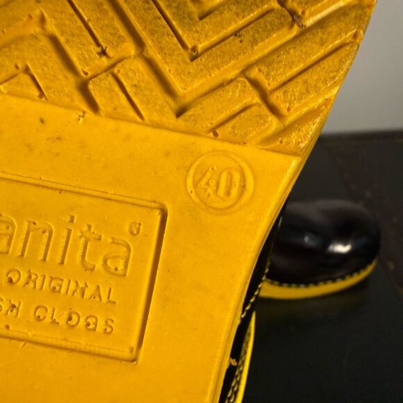 Sanita Xenia Danish Clog Black Patent Yellow Trim Size 40 - Picture 3 of 5